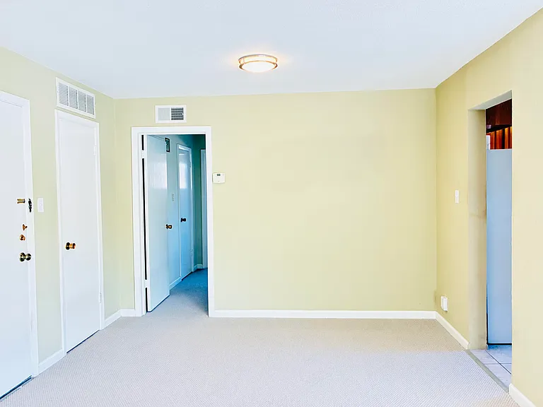 545 Fulton St — Photo 11