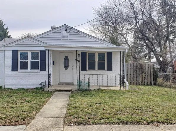 2407 Griffen St, Hyattsville, MD 20783