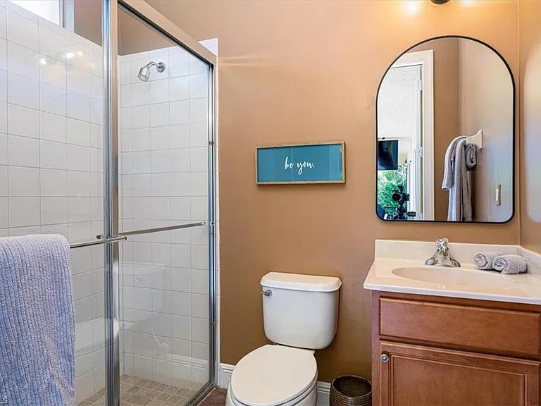 7703 Martino Cir — Photo 35