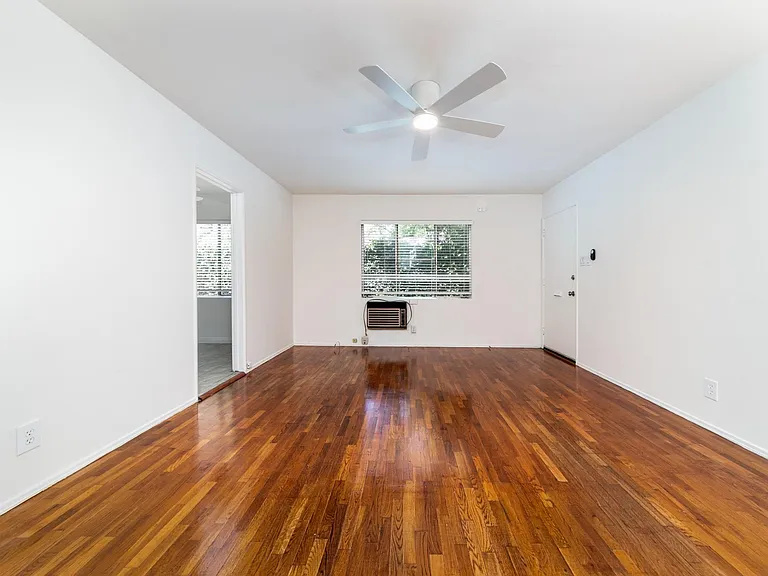4181 Tujunga Ave #4183 — Photo 7