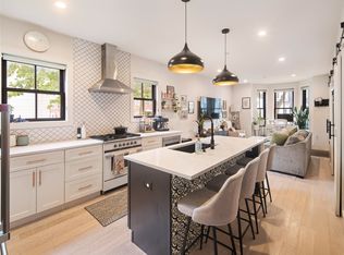 228 Webster St #1, Boston, MA 02128