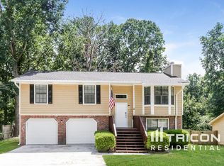 5708 Saint Thomas Dr, Lithonia, GA 30058