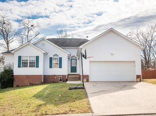 7406 British Rd, Ooltewah, TN 37363