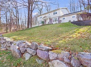 7 Pigeon Hill Rd, Morris Plains, NJ 07950