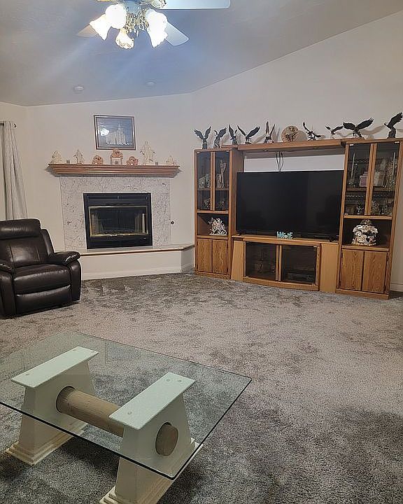 1st image of 3585 S Santa Anita Dr