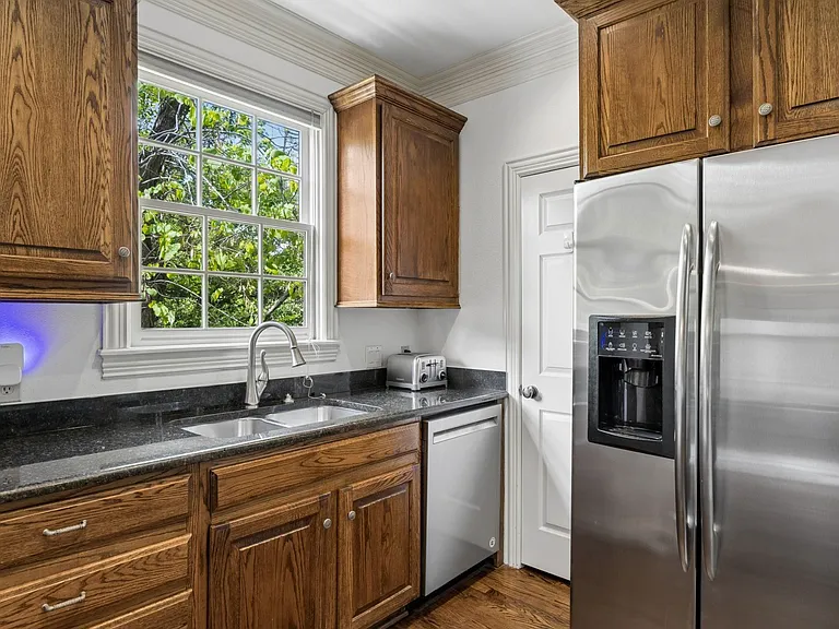 3101 Rosedale Ave #D — Photo 9