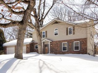 2088 Vienna Ln, Eagan, MN 55122