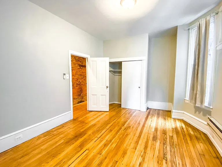 416 S 15th St #2R — Photo 9