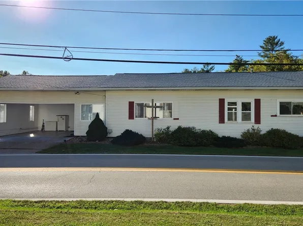 4363 Newark Rd, Elizabeth, WV 26143