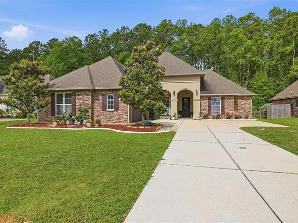 43325 Quiet Lake Dr, Hammond, LA 70403