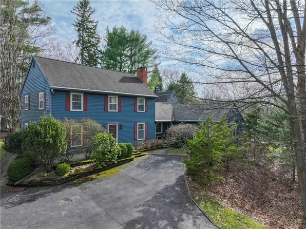 2 Pleasant Grove Ln, Ithaca, NY 14850