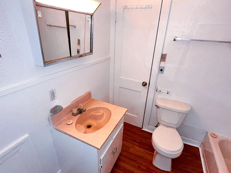 1142 Lyle St — Photo 14