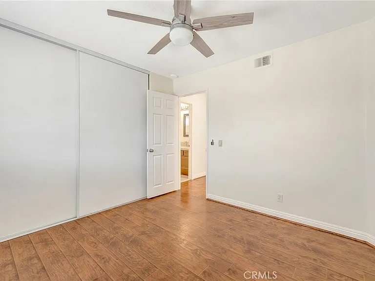 24811 Cutter — Photo 22
