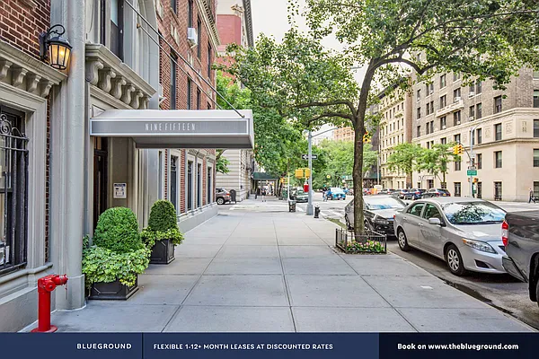 Rented by The Blueground | media 29