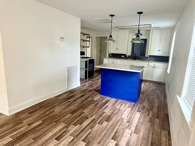 2116 Creole St — Photo 16