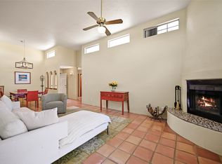 1943 Camino Lumbre, Santa Fe, NM 87505