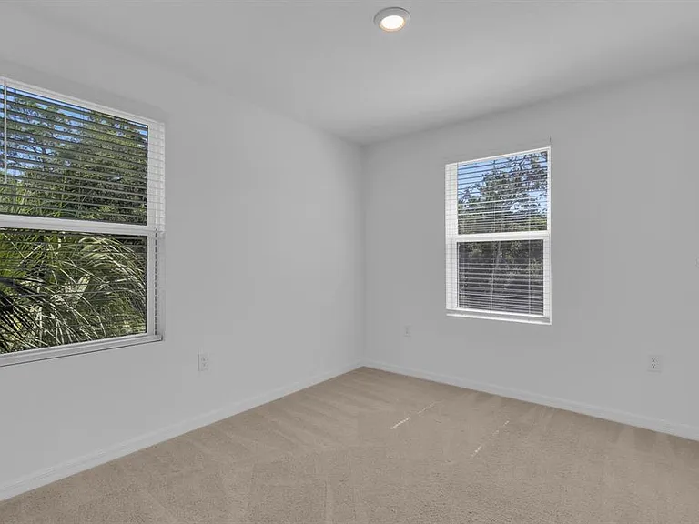 3010 Canary Ave — Photo 11