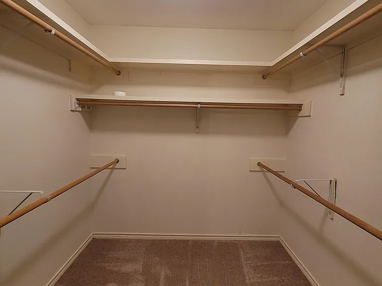 640 Canada St #8 — Photo 17
