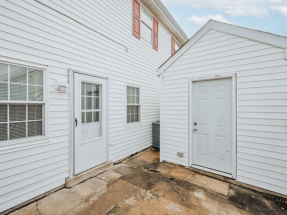 3rd image of 1404 Wendfield Dr APT 102