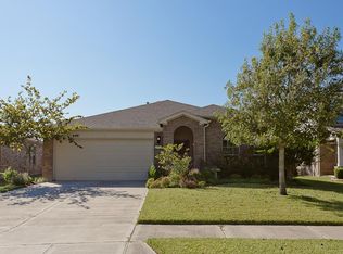 930 Honeysuckle Vine Dr, Rosenberg, TX 77469