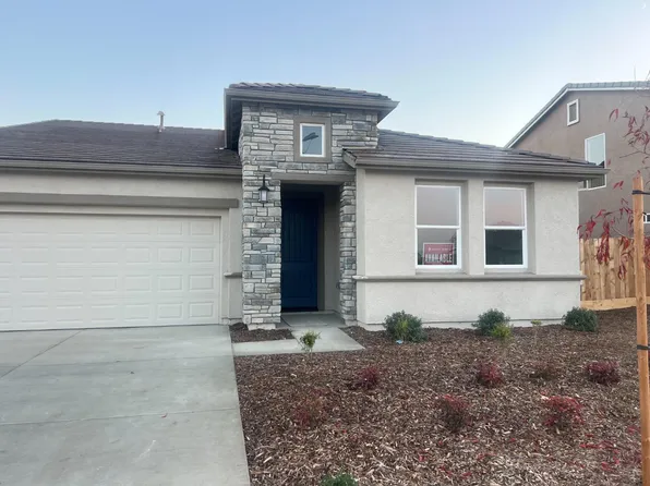 1667 Pajaro Dr, Los Banos, CA 93635