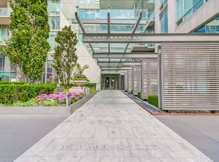 1 Bedford Rd #818, Toronto, ON M5R 2B5