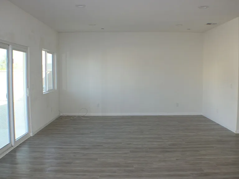 7820 Bay Ave — Photo 4
