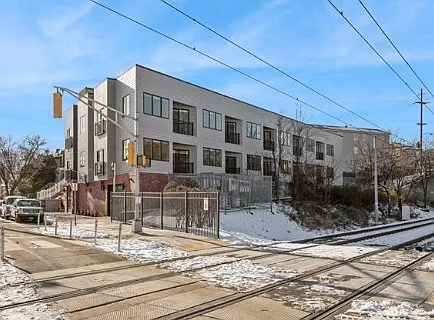 201 Randolph Ave #104 — Photo 7
