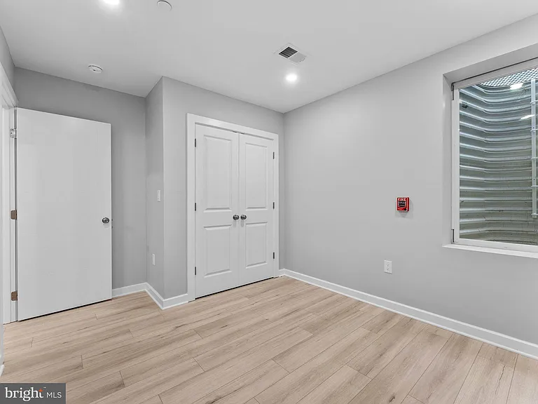 1682 N 54th St #2 — Photo 12