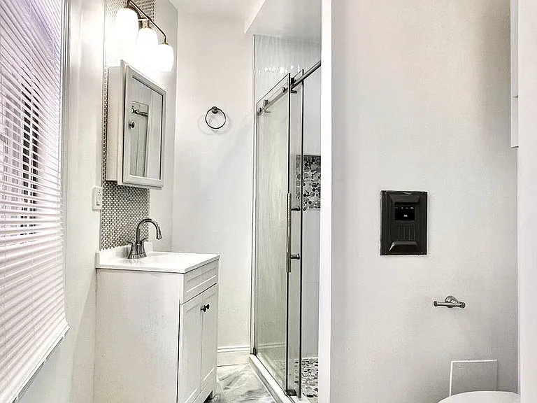 402 S 9th St — Photo 12