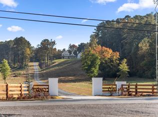 1717 Dews Pond Rd SE, Calhoun, GA 30701