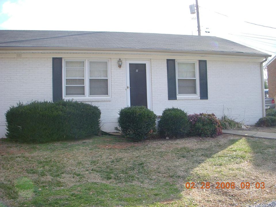1st image of 101 Lynx Dr #7