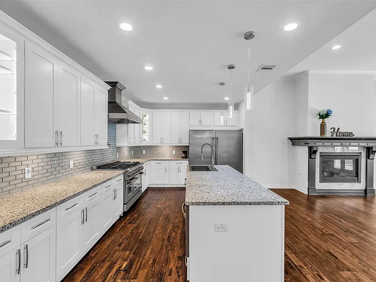 17 Bellingham Ct — Photo 15