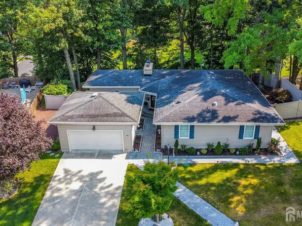 83 Price Pl, South River, NJ 08882