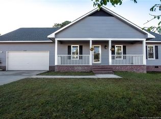 228 Eileen Dr, Spring Lake, NC 28390