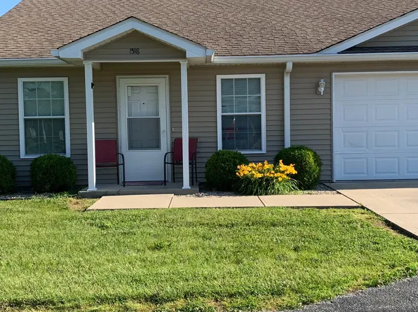 1701 N 30th St #6, Terre Haute, IN 47804