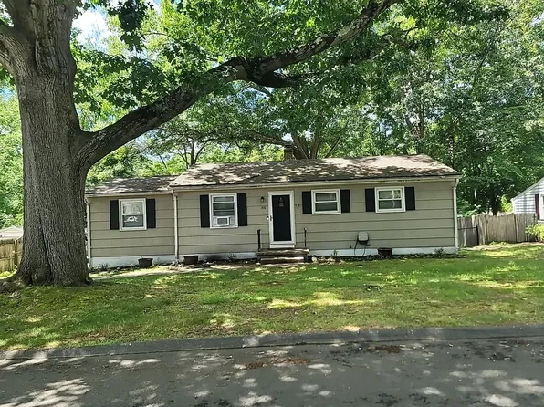 148 Regal St, Springfield, MA 01118