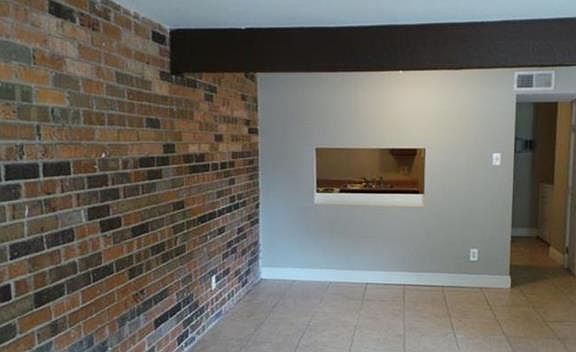 4th image of 3245 Kabel Dr