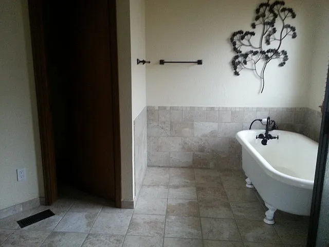 2025 Bramblwood Ln — Photo 12