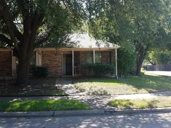 715 Penn Pl, Cedar Hill, TX 75104