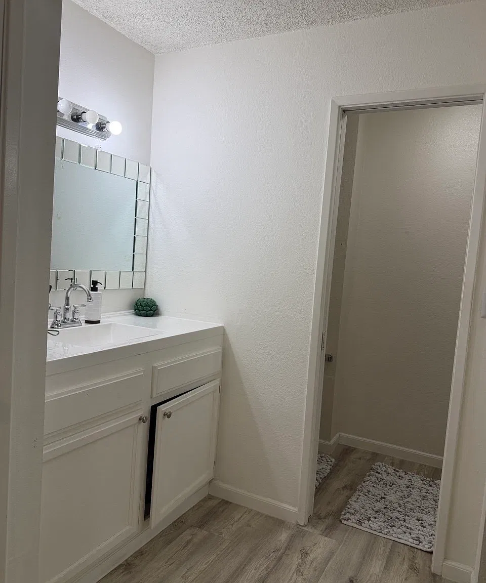 3 bed, 1454 sqft, $2,800 — Photo 1