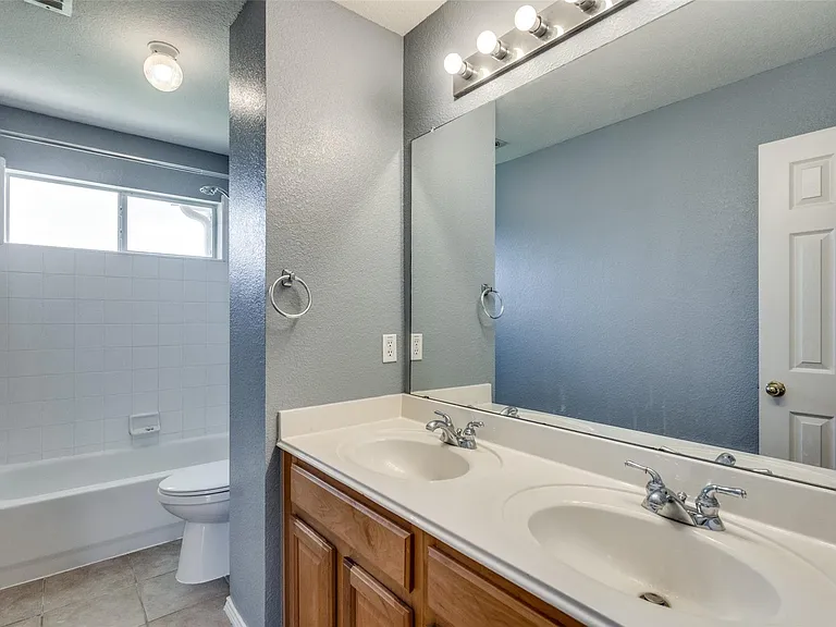 3408 Oleander Dr — Photo 10