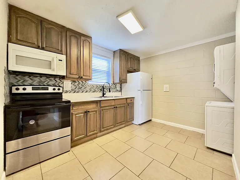 8724 Forshey St #2A — Photo 6