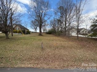 124 Harbourtown Dr #30, Kings Mountain, NC 28086