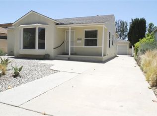 17600 Hamlin St, Van Nuys, CA 91406