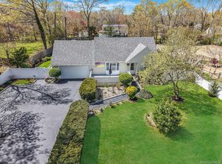 1989 William Floyd Parkway, Ridge, NY 11961