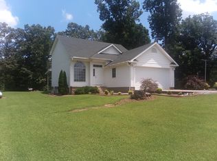 1708 Liberty Rd, Murray, KY 42071