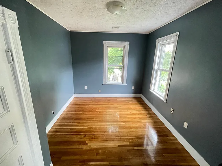 17 Gaylord St #3 — Photo 2