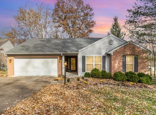 2354 Neeb Rd, Cincinnati, OH 45233