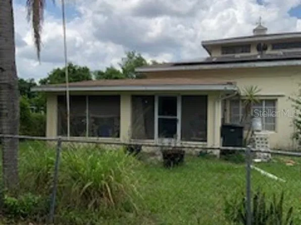 910 E 120th Ave, Tampa, FL 33612